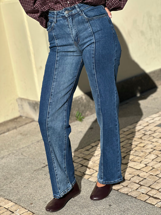 Calça de ganga contraste
