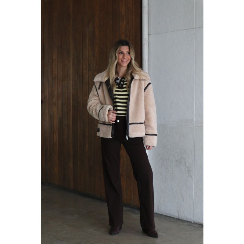 Biker efeito pele cordeiro