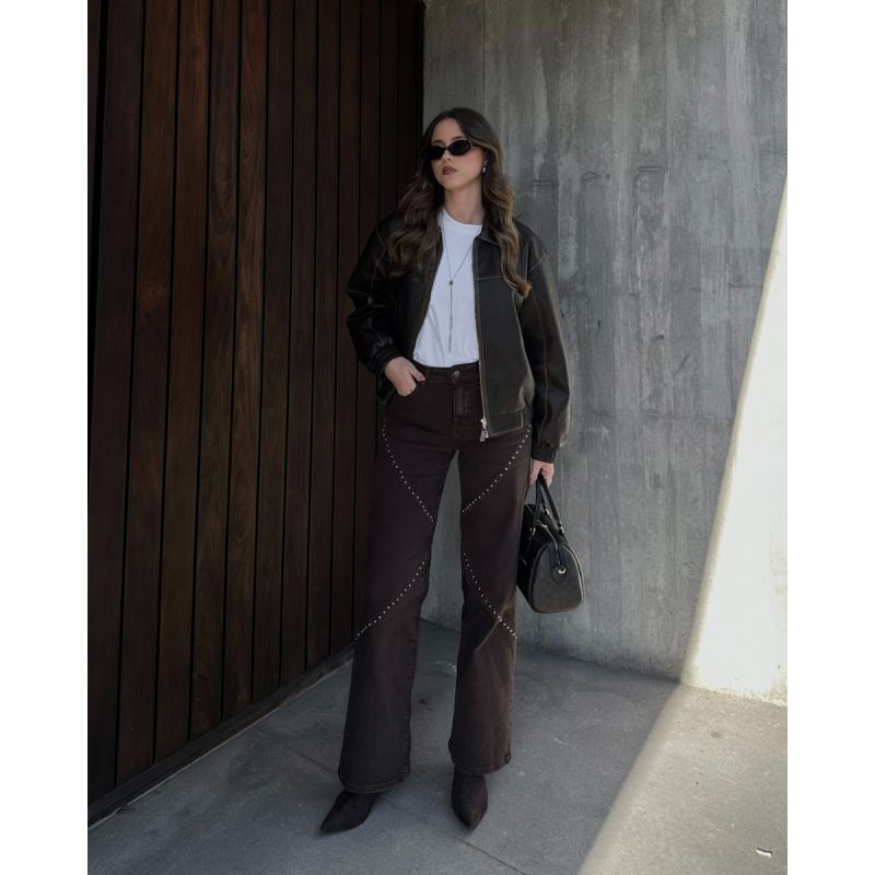 Cal&ccedil;as de ganga com tachas