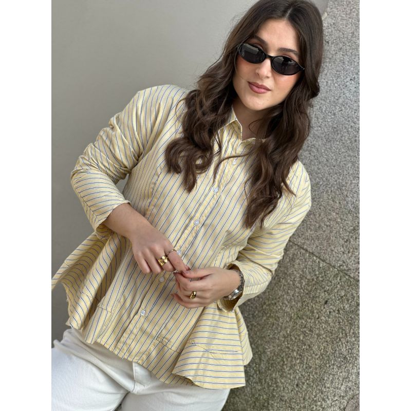 Blusa de peplum com riscas