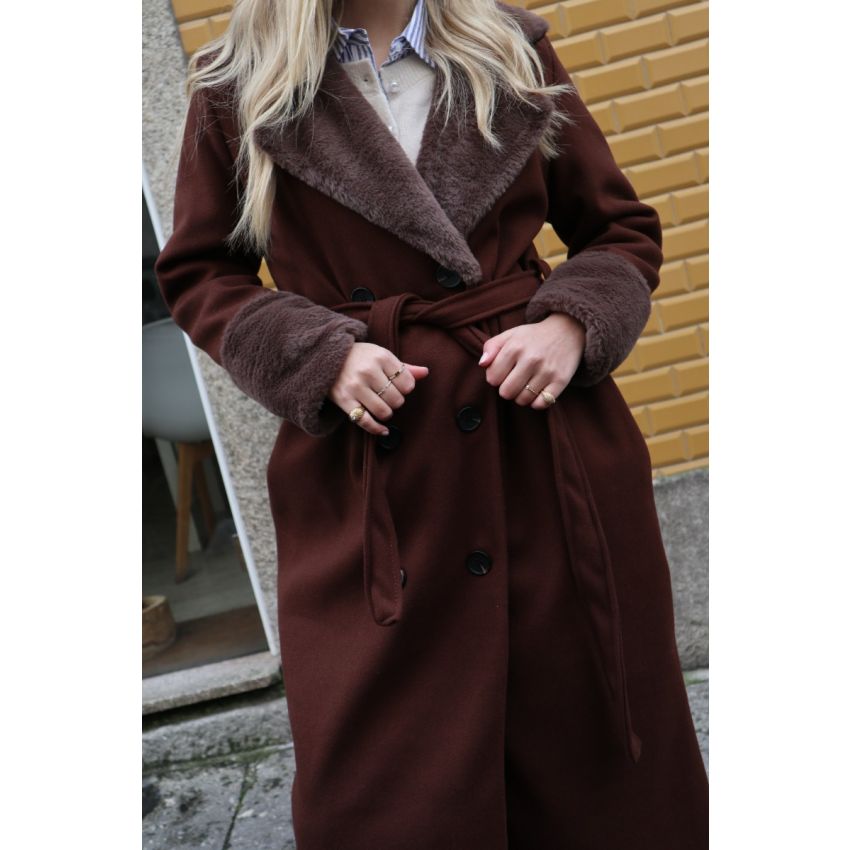 Sobretudo com pormenores