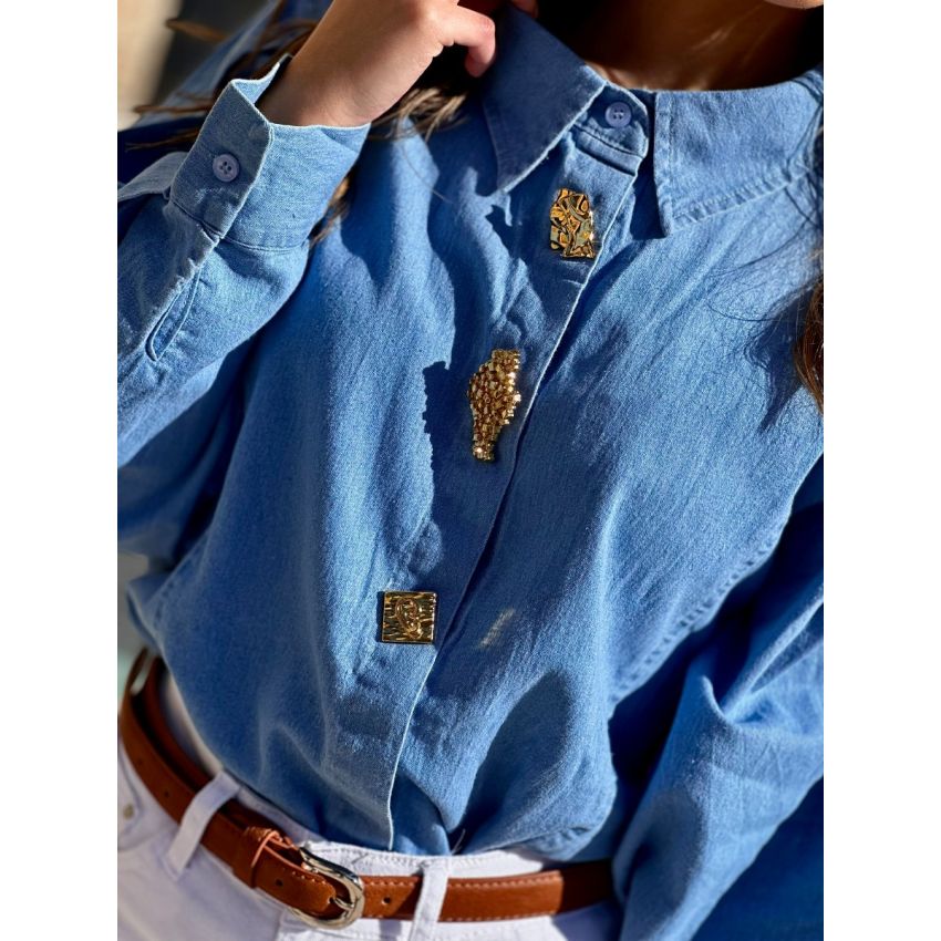 Camisa de ganga com botões dourados