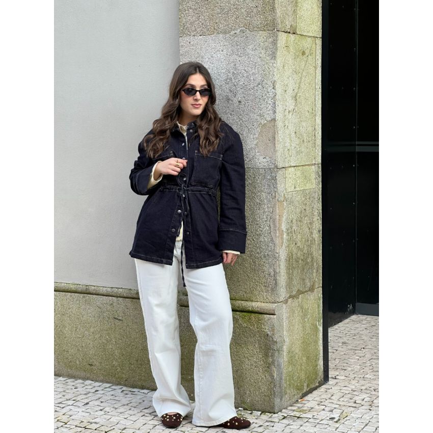 Blusão de ganga cintado